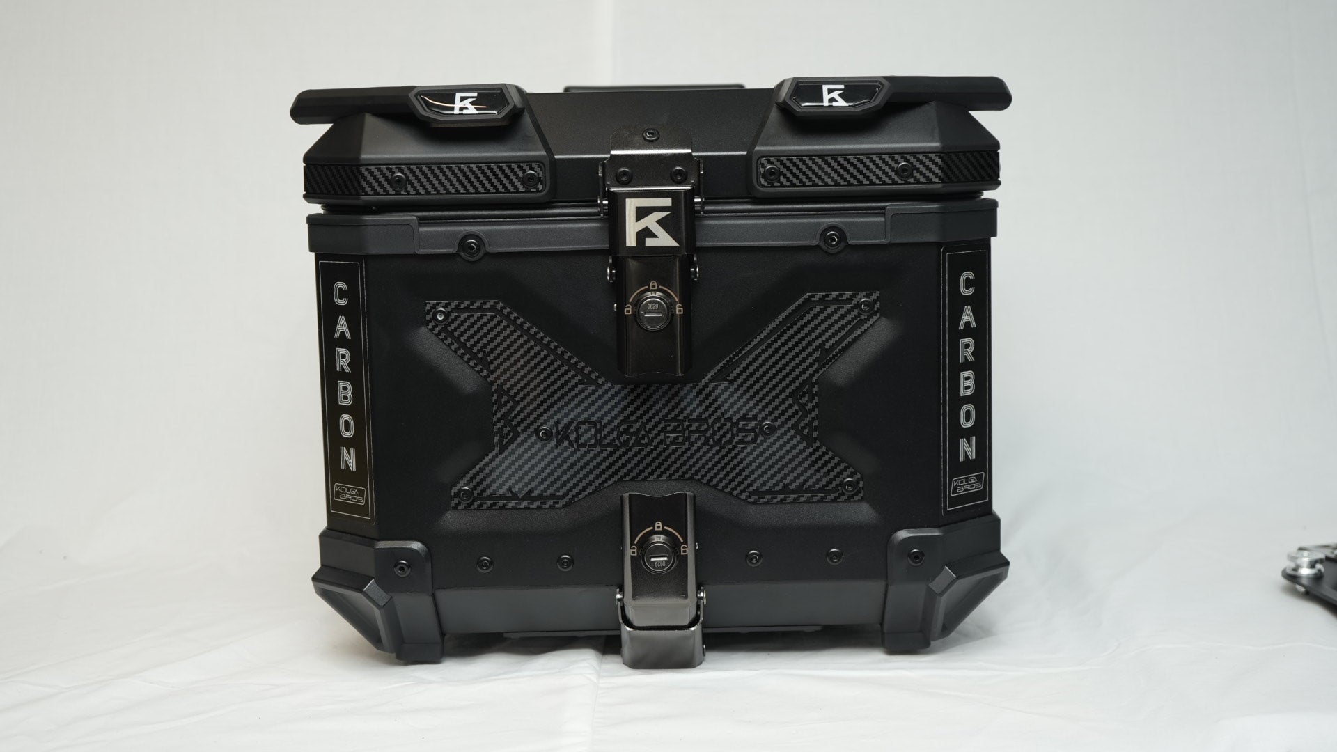 KOLGA BROS CARBON MOTO TRUNK - 36L