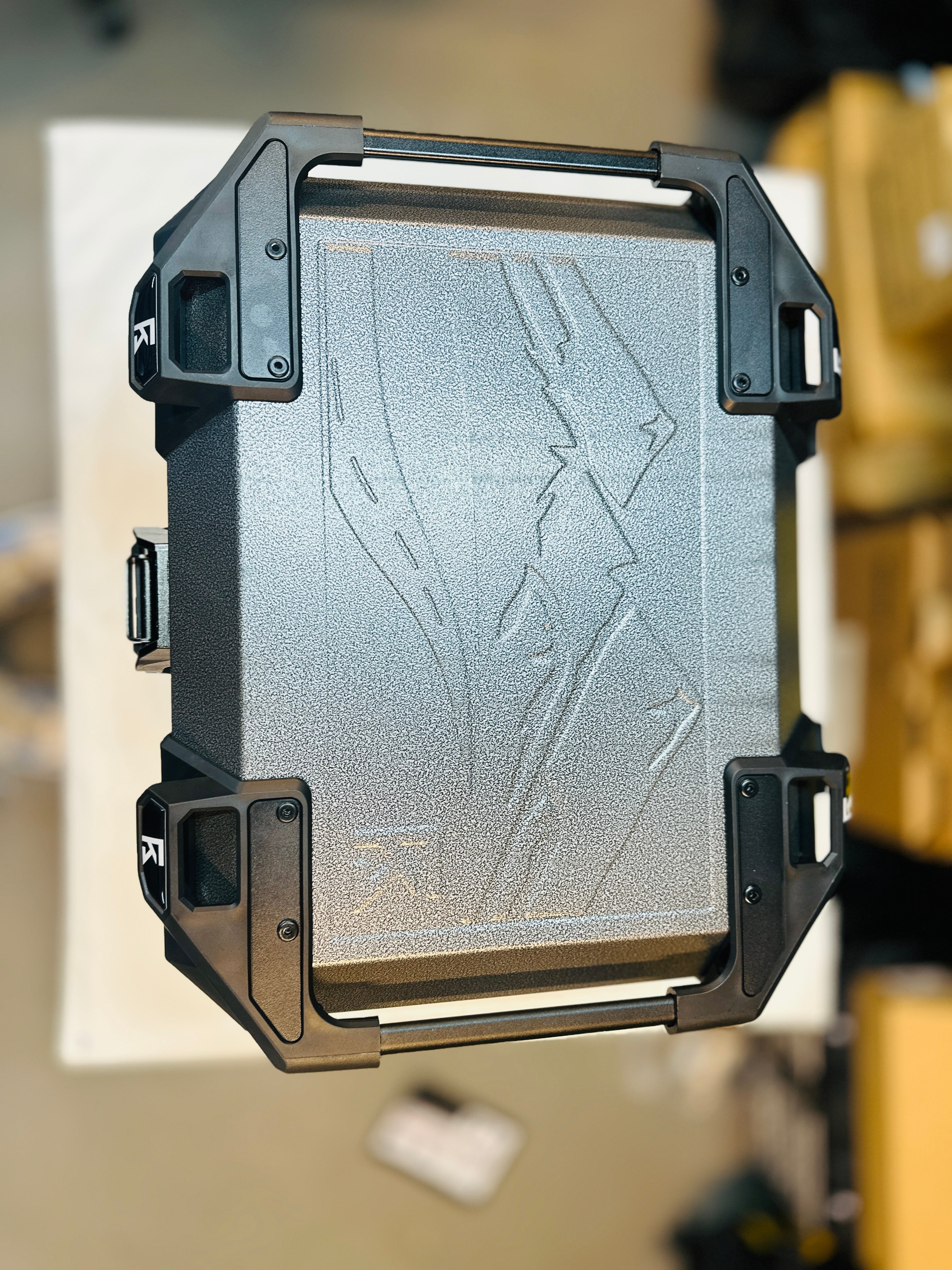 Kolga Bros SILVER BEAST Moto Trunk