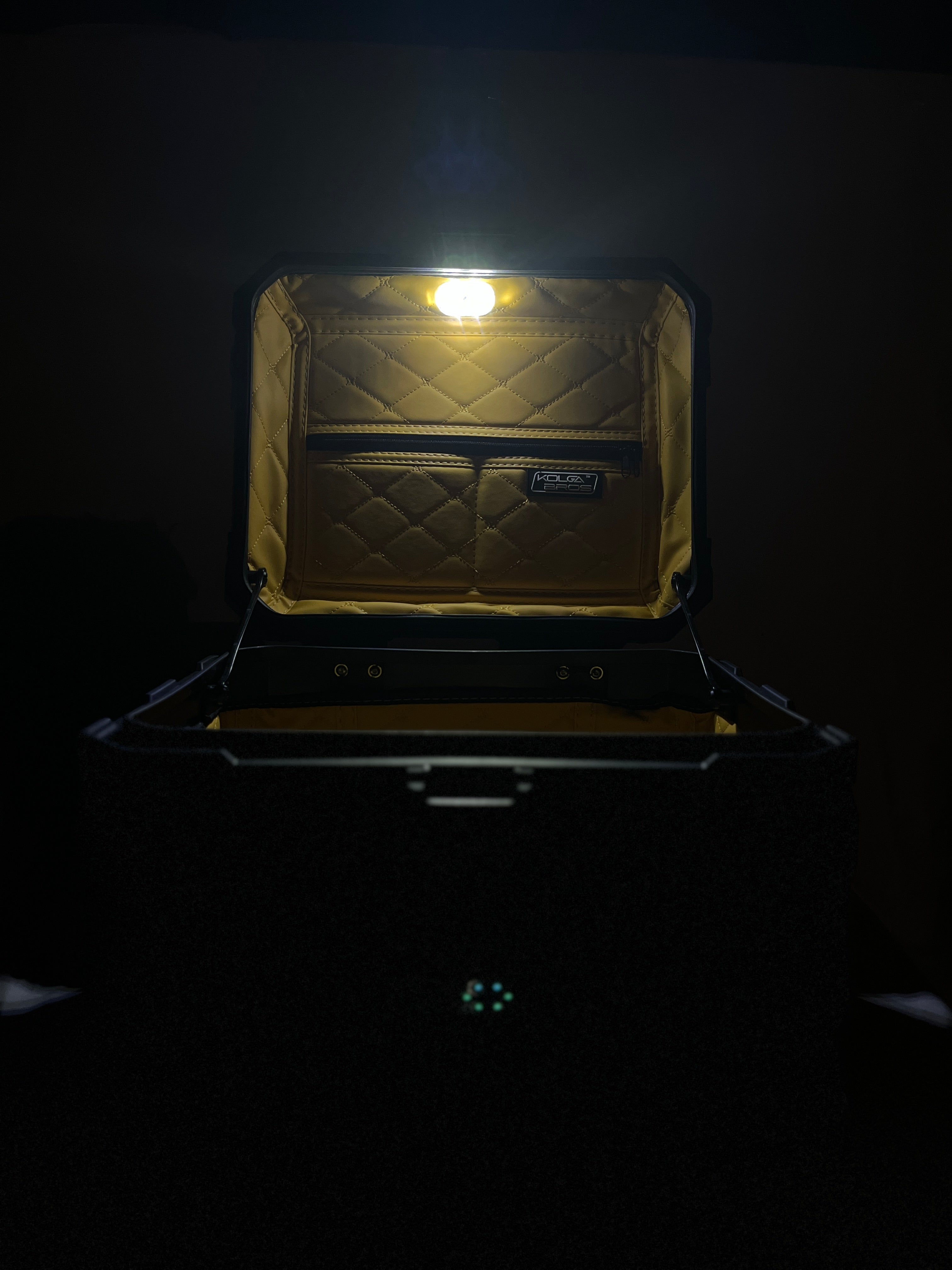 KOLGA BROS - Adventure Pro Moto Trunk-CUSTOMISABLE-TERRA LOCK-KBMT11